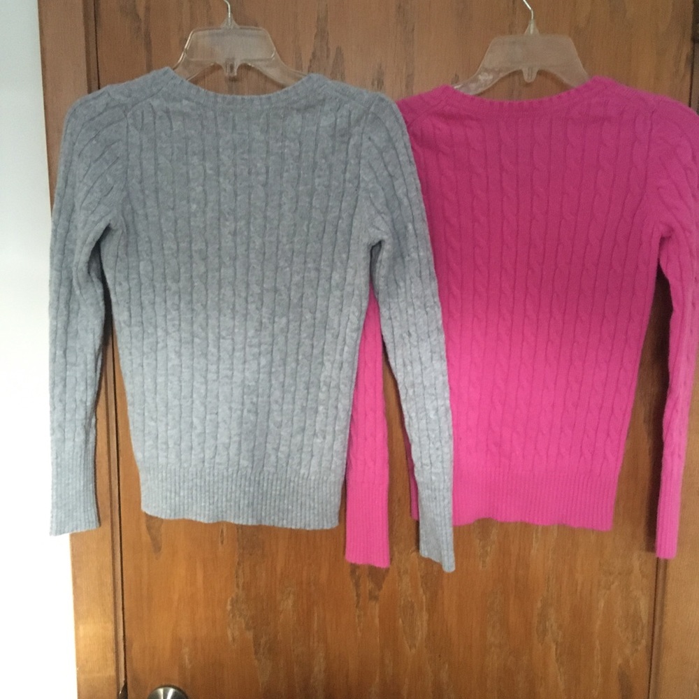 Lot of 2 - JCP Sweaters- Pink, Gray - M - Picture 6 of 6